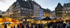 Strasbourg-Alsace-France-Strasbourg-Christmas-Market-illuminated-at-night-USAGEONCE-120301-©Daniel-Schoenen-Office-de-Tourisme-de-Strasbourg-EXPIRES-18.07.2025